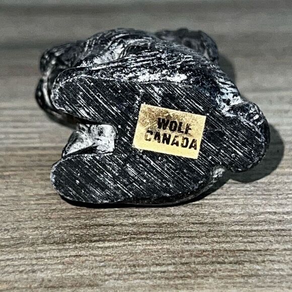 Wolf Canada Carved Soapstone Rabbit Figurine - Cute Baby Charcoal Grey Bunny - Picture 6 of 8